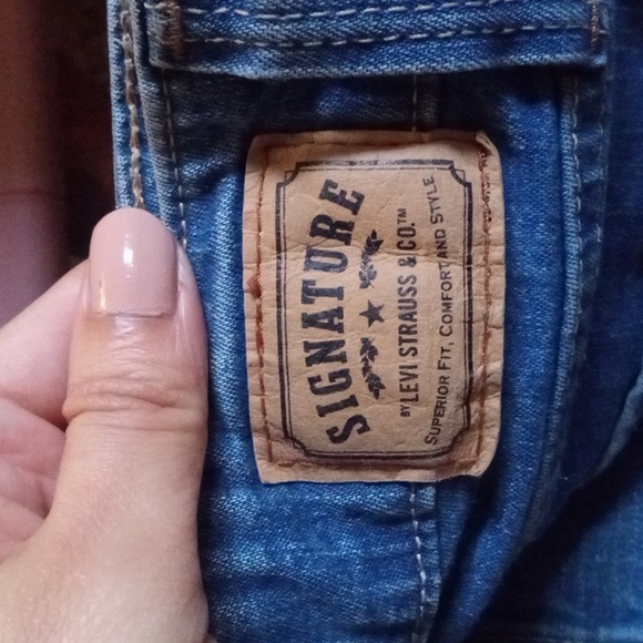 Levi Strauss Women's At Waist Bootcut Flare Stretch Jean Blue Size Medium 8 Long - Picture 6 of 6